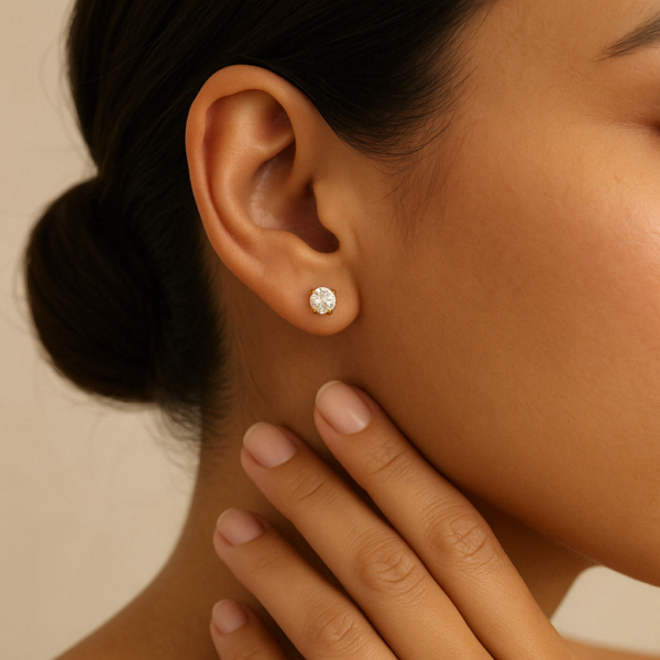 Elegant Solitaire & Pearl Stud Earring Set